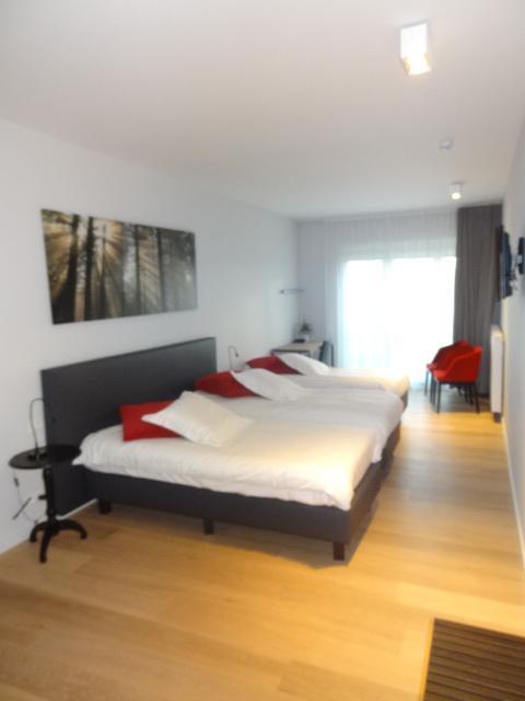 Hotel Kasteelhof 'T Hooghe Ieper Rom bilde