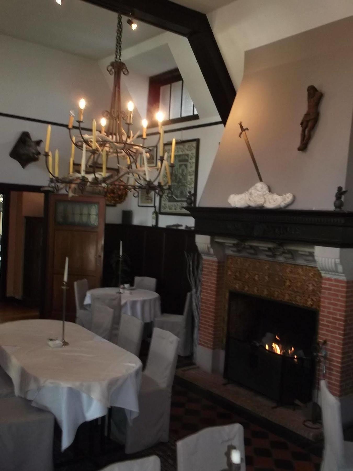 Hotel Kasteelhof 'T Hooghe Ieper Eksteriør bilde
